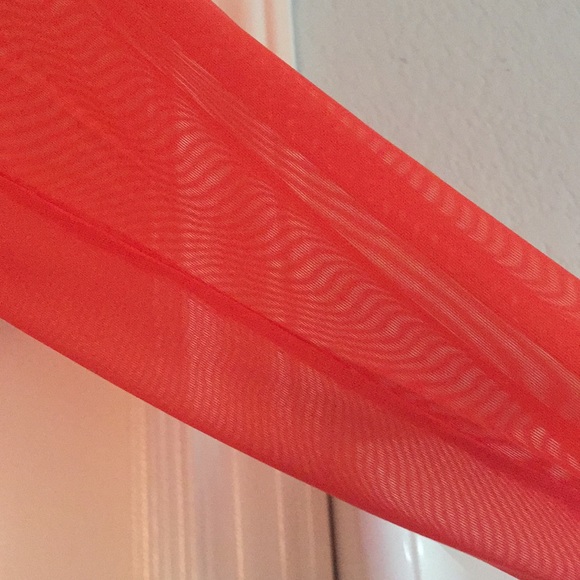 Mesh Cover up - Picture 2 of 3